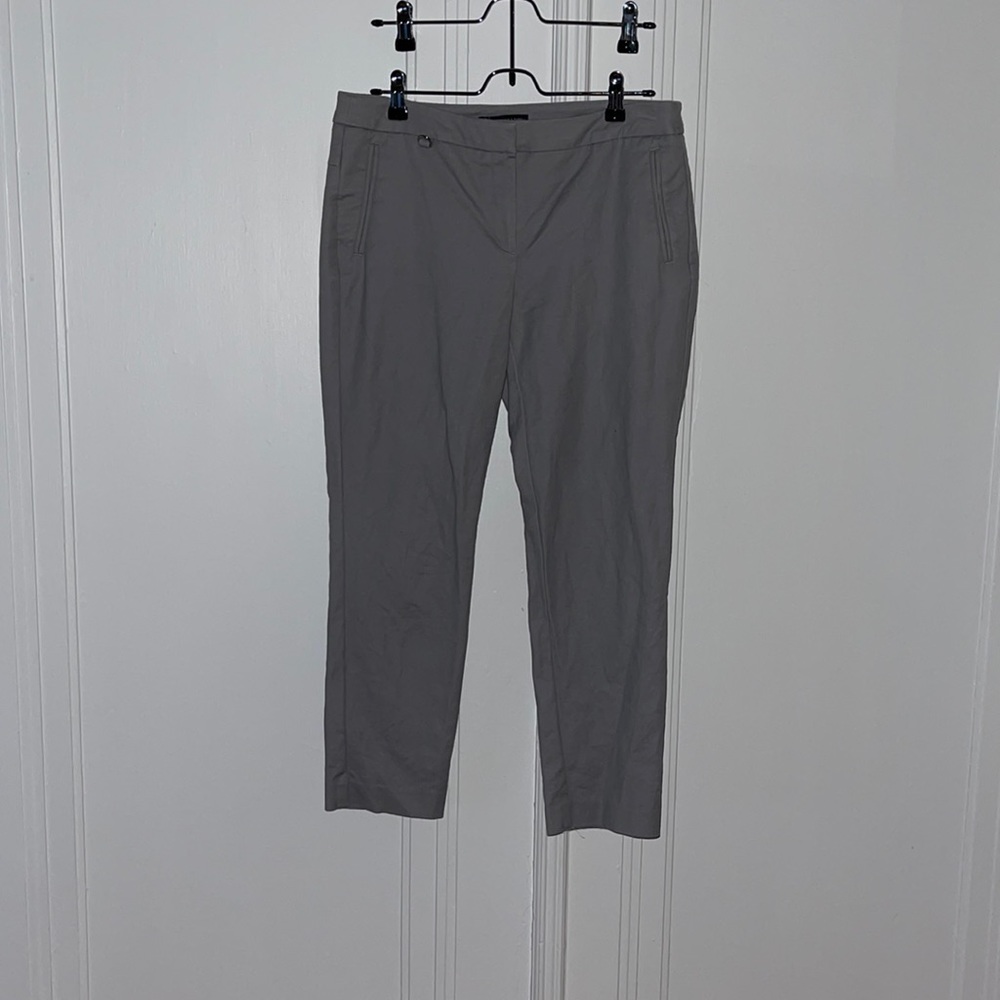 Adrianna Papell Cropped Trousers. Size 8